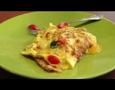 How to Cook a Delicious Egg Omelet : Easy Recipes for Kids & Adults