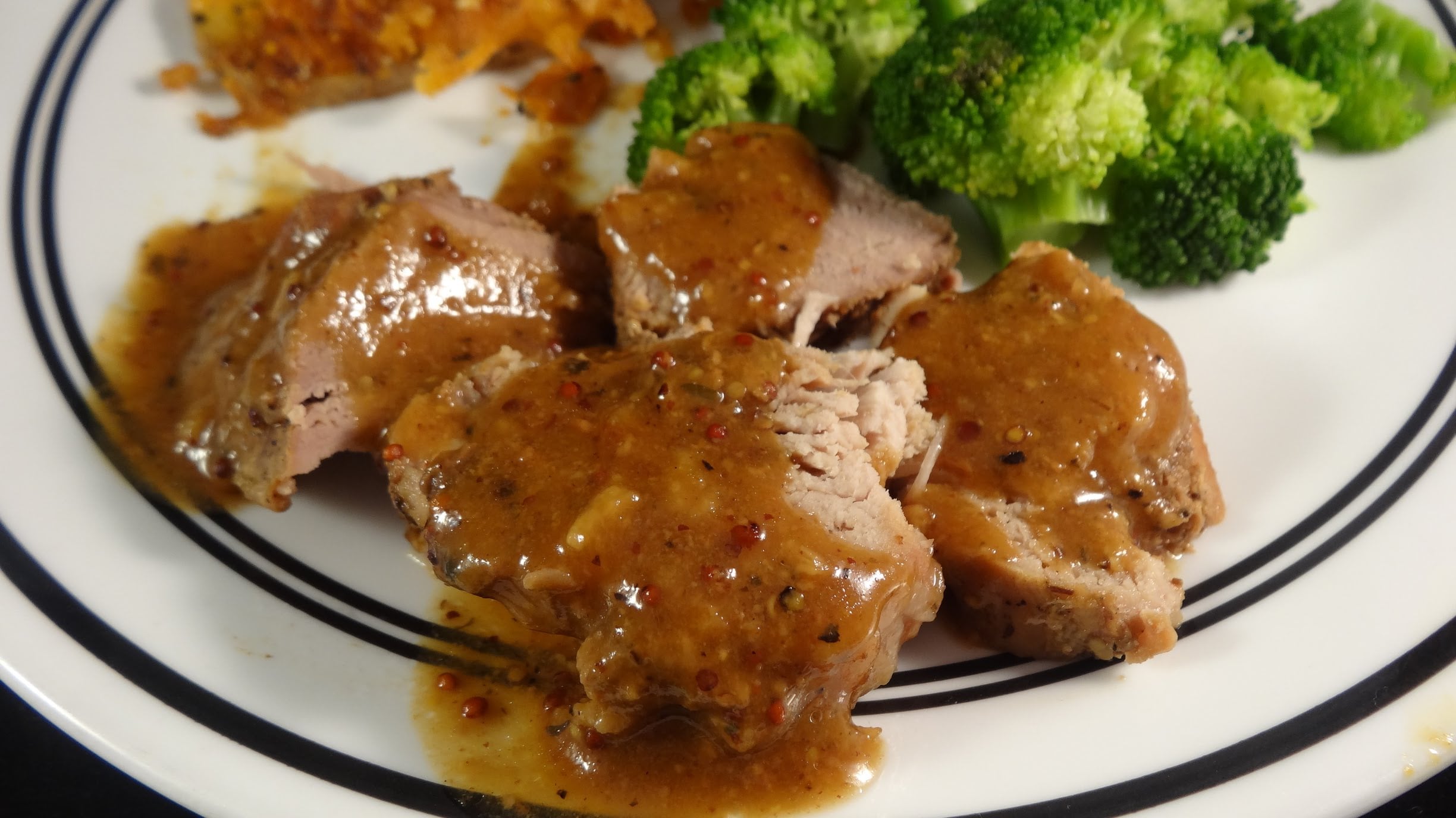 Slow Cooker Brown and Maple Sugar Pork Tenderloin with yoyomax12