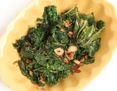 Spicy Garlic Kale Recipe – Laura Vitale – Laura in the Kitchen Episode 684