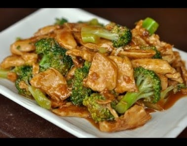 Wok Cooking Stir-fry Chicken with Broccoli Recipe / World of Flavor