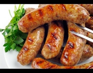 Chicken Sausage with Fresh Apples and Parsley