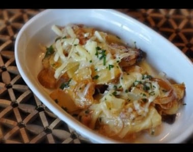 Crock-pot potatoes and cheese with bacon