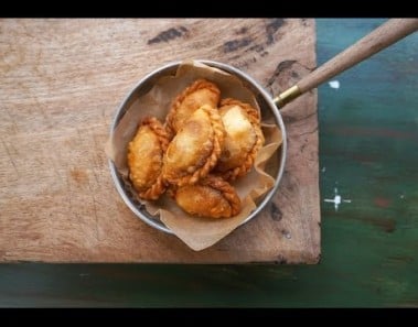 Curry Puffs/Savory Hand Pies With Potato Filling