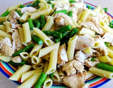 EASY CHICKEN PENNE PASTA RECIPE