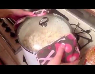 Easy Kettle Corn Recipe to Make at Home, a Popcorn Lovers Dream