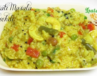 Gujarati Masala Khichdi Recipe — Indian Vegetarian Recipe Video in Hindi with English Subtitles