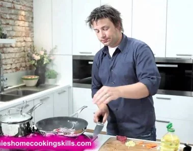 Jamie Oliver’s stir-frying tips