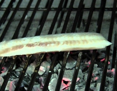 Joan Roca makes one of his dishes