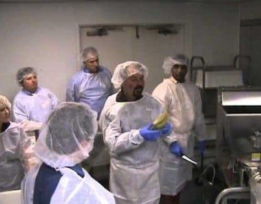 Making chicken sausage at Poultry 101