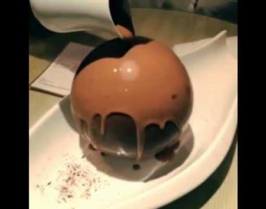 Melting Chocolate Dessert with Ice Cream Inside!