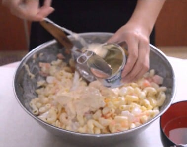 Party Dessert: Philippines’ Sweet Pasta Salad