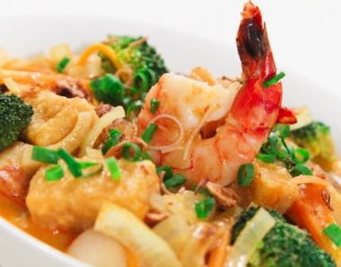 Seafood Curry Laksa Noodle Soup – Video Recipe