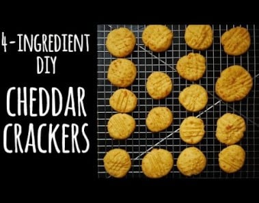 Simplest Cheddar Crackers – Easy Holiday Recipes | One Hungry Mama