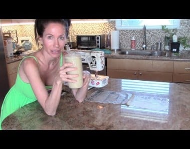 WHAT I EAT IN A DAY + VEGAN RECIPES