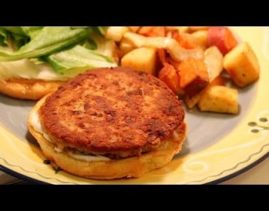 Canned Salmon Recipe — Salmon Burgers