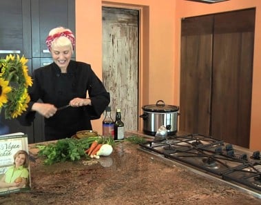 Crock-Pot Lentil Soup Recipe : Soups & Salads