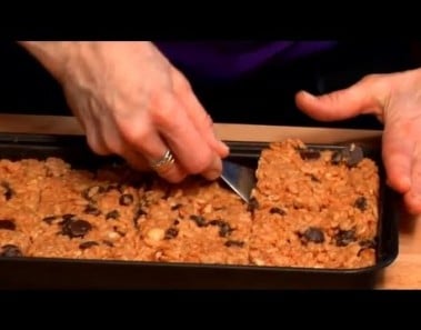 Low-Fat & Healthy Cereal Bar Recipe : iCookNaked: Healthy Snacks