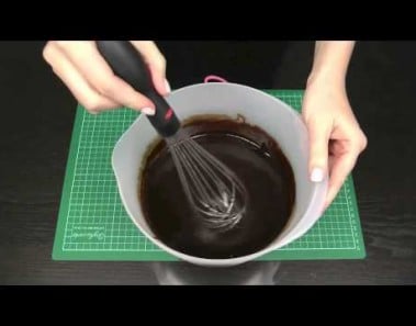 Make Chocolate Ganache Frosting EASY Recipe and Instructions – A Cupcake Addiction How To Tutorial