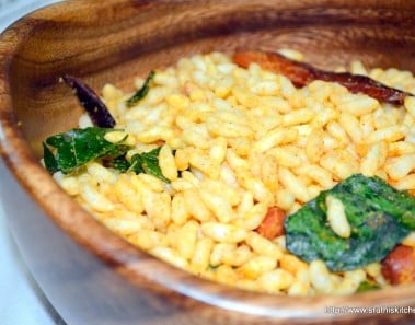 Masala Puffed Rice/ Masala Borugulu – Simple Indian Snack Recipe