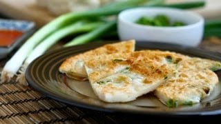 How to Make: Scallion Pancakes