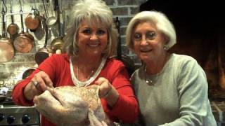 Paula Deen Deep-Fries a Thanksgiving Turkey