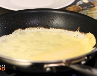 Nutella-Banana Crepe Recipe – Everyday Food with Sarah Carey