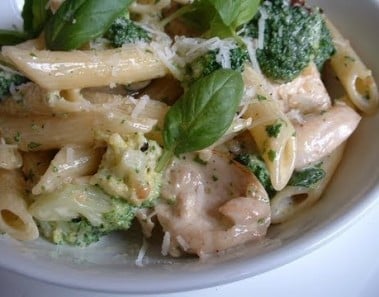 Penne pasta recipe with chicken and broccoli