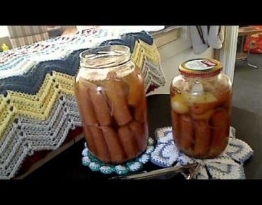 PICKLED SAUSAGES AND PICKLED EGGS