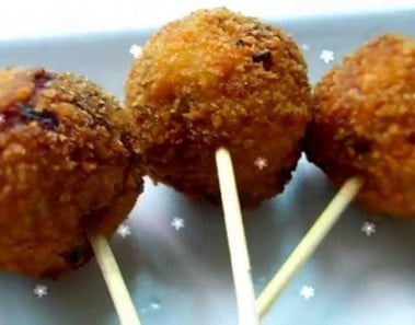 Potato lollipop| Kids evening snack or party appetizer| Deepstamilkitchen