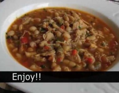 “Super Bowl Party Recipe: Chicken and White Bean Chili