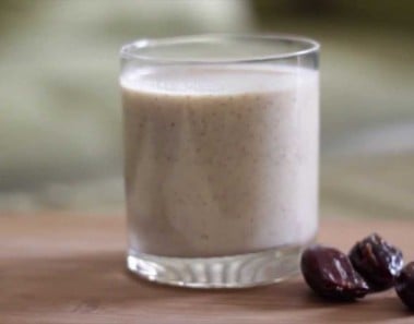 Video Recipe: Apple Almond Date Smoothie | A Delicious Breakfast Protein Drink