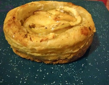 Apple, Goat Cheese, and Honey Tartlet