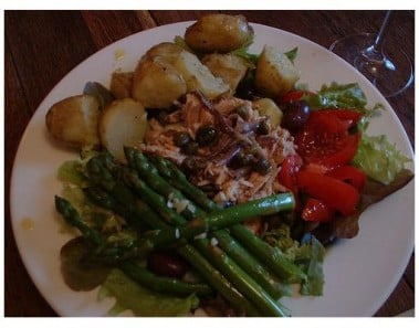 Asparagus With Olive Oil and Lemon