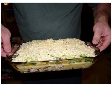 Cheesy Broccoli and Chicken Casserole