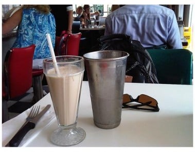 Chocolate Banana Milkshake