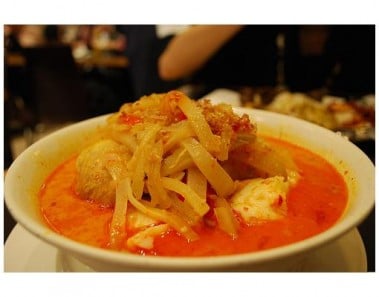 Indonesian Spiced Coconut Chicken