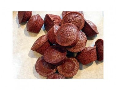 Low-Fat 2-Bite Chocolate Brownies