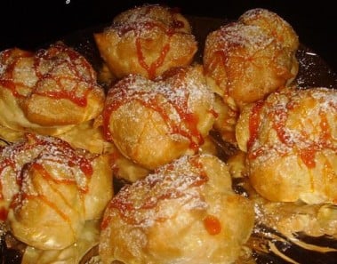 Profiteroles With Milky-Caramel Cream Filling