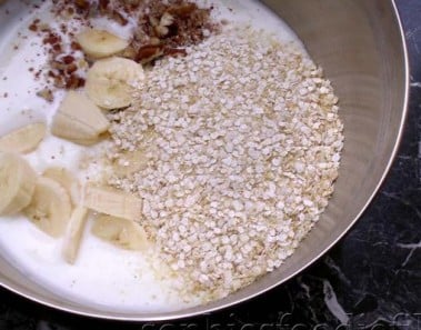 Sophie’s Quinoa, Banana & Pecan Smoothie