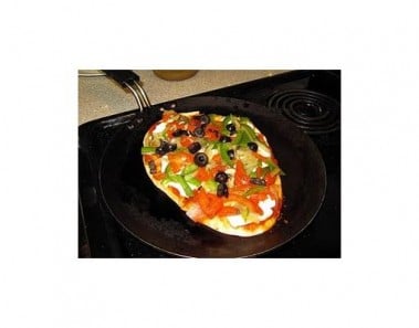 Naan Pizza