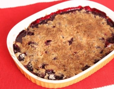Blackberry Crumble Recipe – Laura Vitale – Laura in the Kitchen Episode 616
