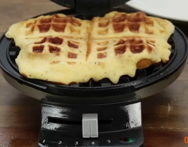 Chicken Recipes – How to Make Chicken in a Waffle
