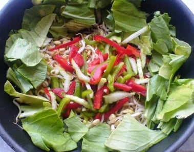 Pak Choi and Bean Sprouts Salad