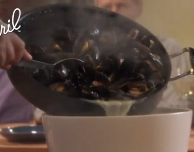 Emeril’s Mussels Marinara Recipe – Emeril Lagasse