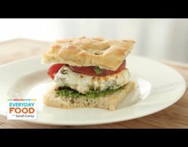 Pesto Chicken Burgers – Everyday Food with Sarah Carey