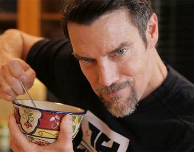 Vegetarian Super Bowl CHILI RECIPE—FOR THE WIN!