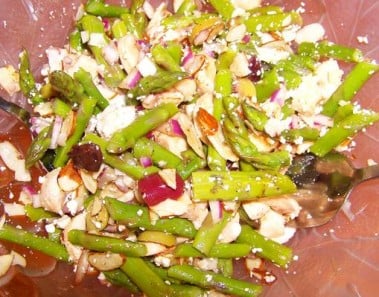 Delectable Mushroom and Asparagus Salad With Balsamic Vinaigrette
