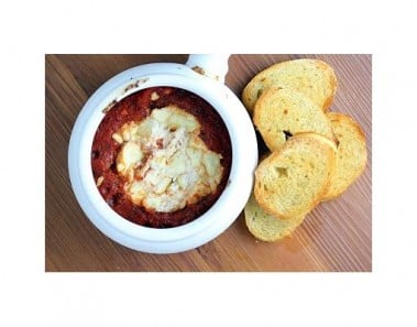 Goat cheese with tomato sauce