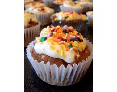 Pumpkin Cupcakes With Cheesecake Frosting
