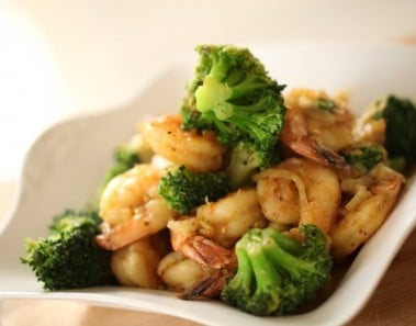 Beth’s Quick & Easy Shrimp and Broccoli Stir Fry